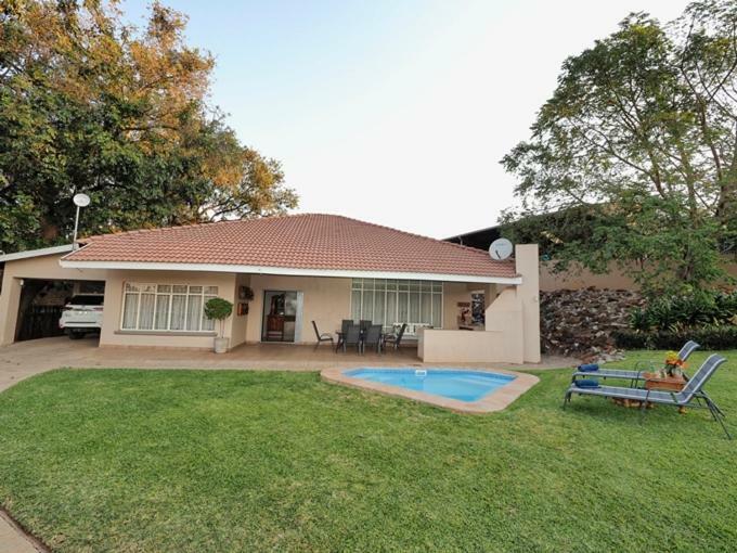 Poinsettia Family Cottage Hazyview Luaran gambar